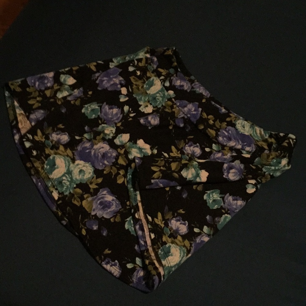 Sasha Black Floral skirt